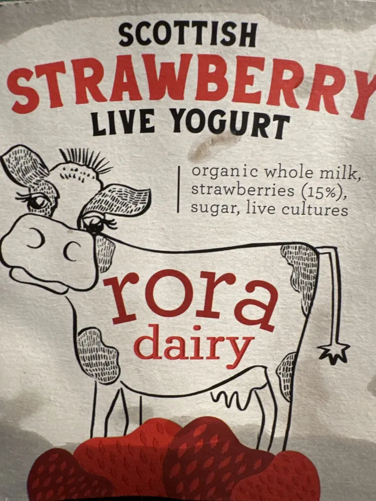 Scottish Strawberry Live Yogurt
