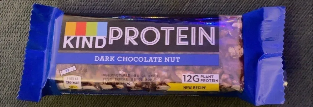 Dark chocolate nut protein bar