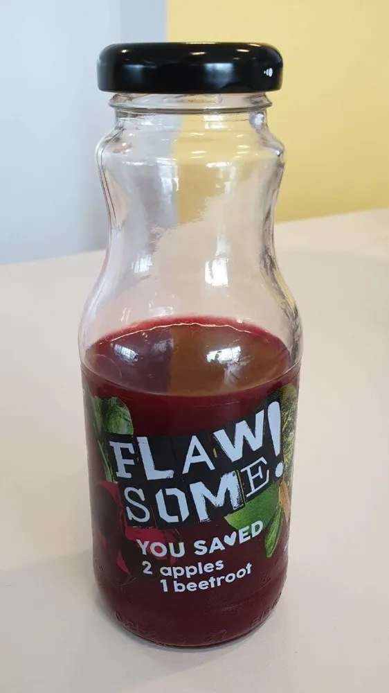 Flawsome Apple and Beetroot Juice