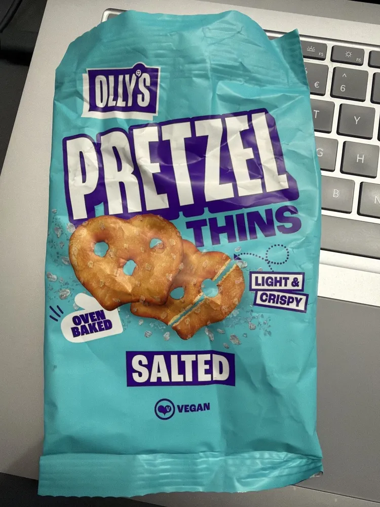 Pretzel thins Salted