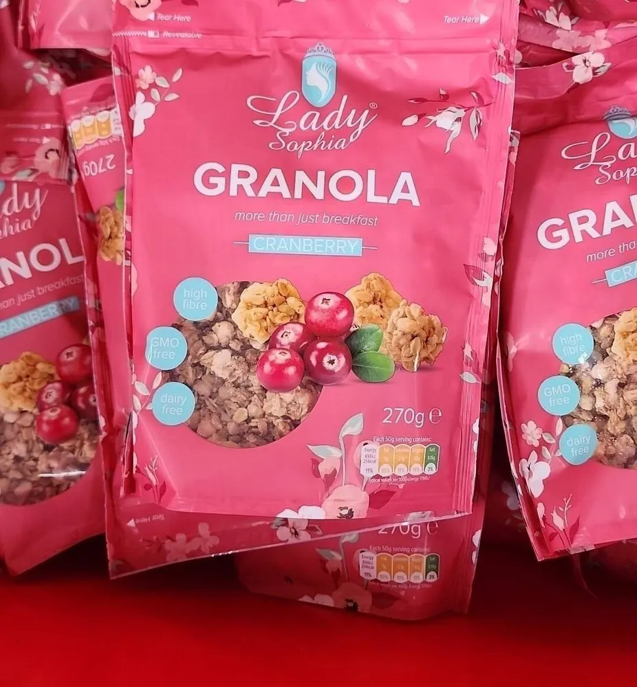 Granola with cranberry