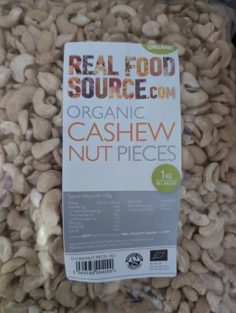 Organic Cashew Nut Pieces