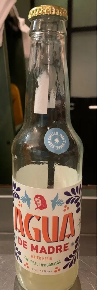 Agua de madre water kefir