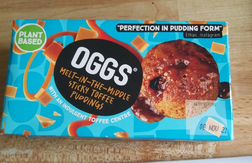 Melt in the middle sticky toffee puddings