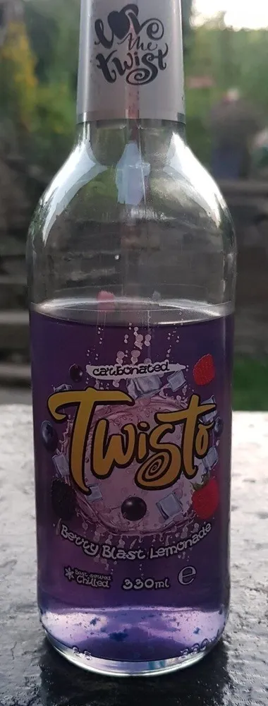 Berry blast lemonade