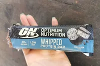 Whipped protein bar cookie & cream