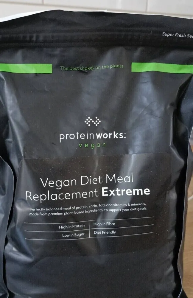 Vegan diet meal replacement extreme fraise