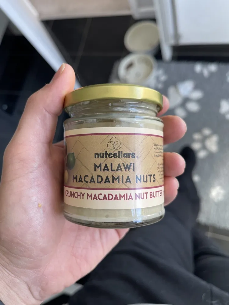 Crunchy Macadamia Nut Butter