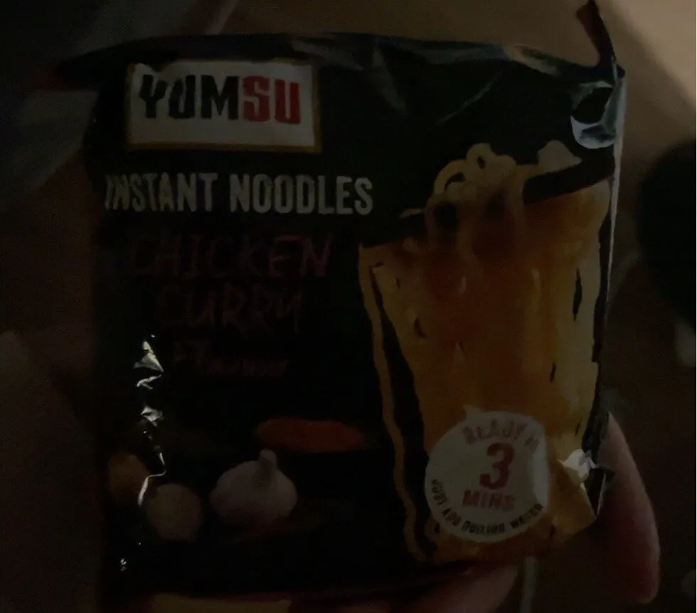 Yumsu instant noodles