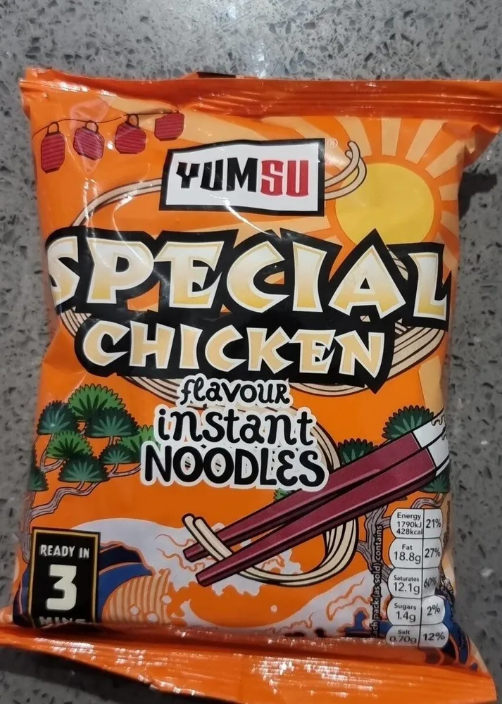 Scecial chicken noodles