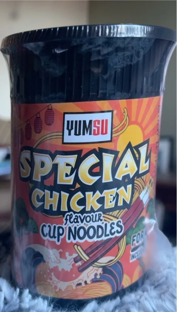 Special Chicken cup noodles