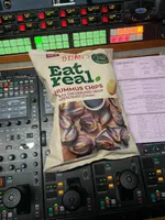 Eat real hummus chips