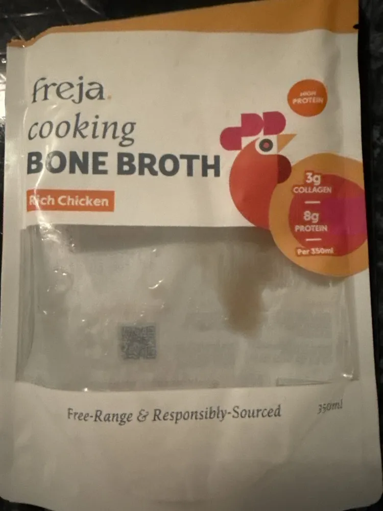 Cooking Rich Chicken Bone broth