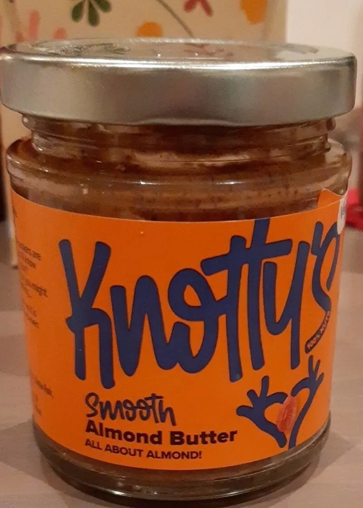 Knottys's smooth almond butter