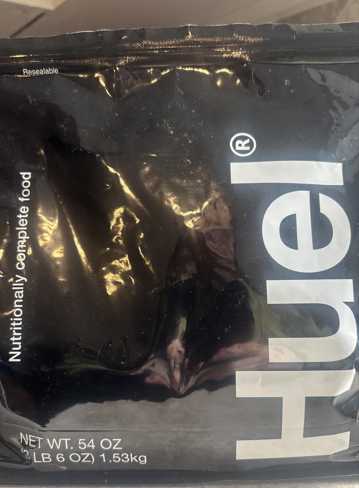 Huel black: chocolate peanut Butter