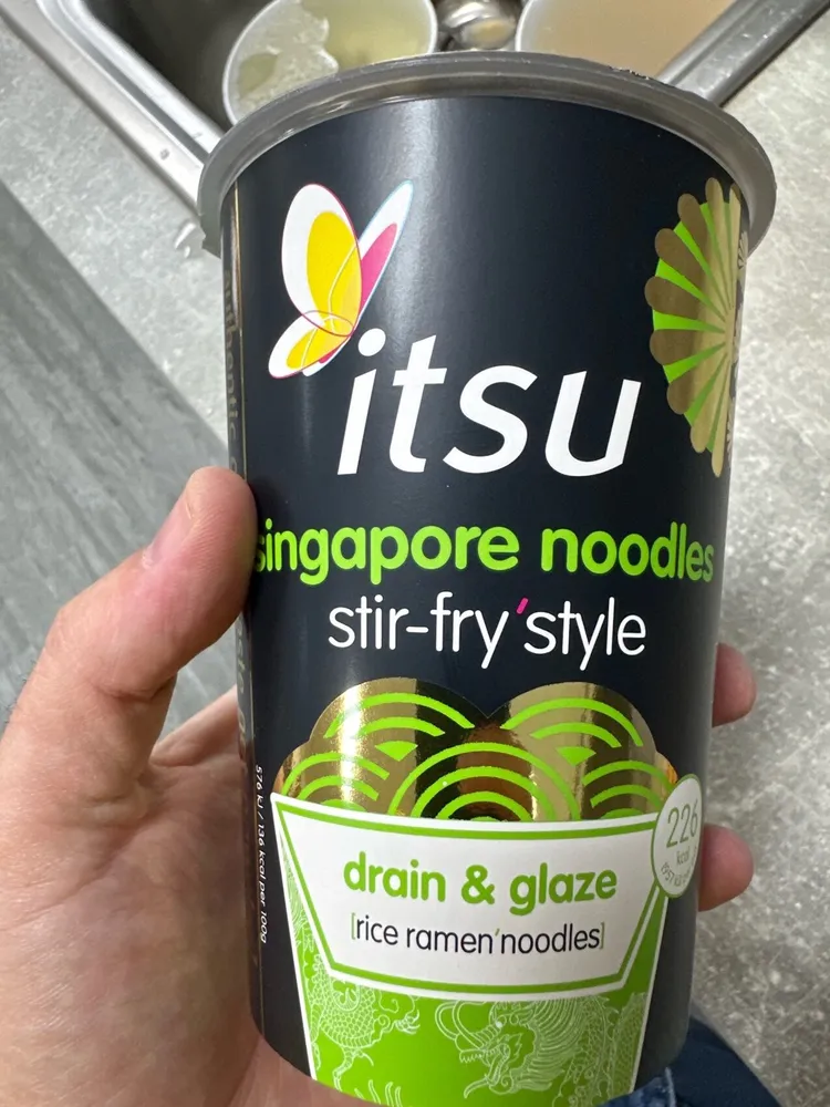 Singapore Noodles Stir-fry Style