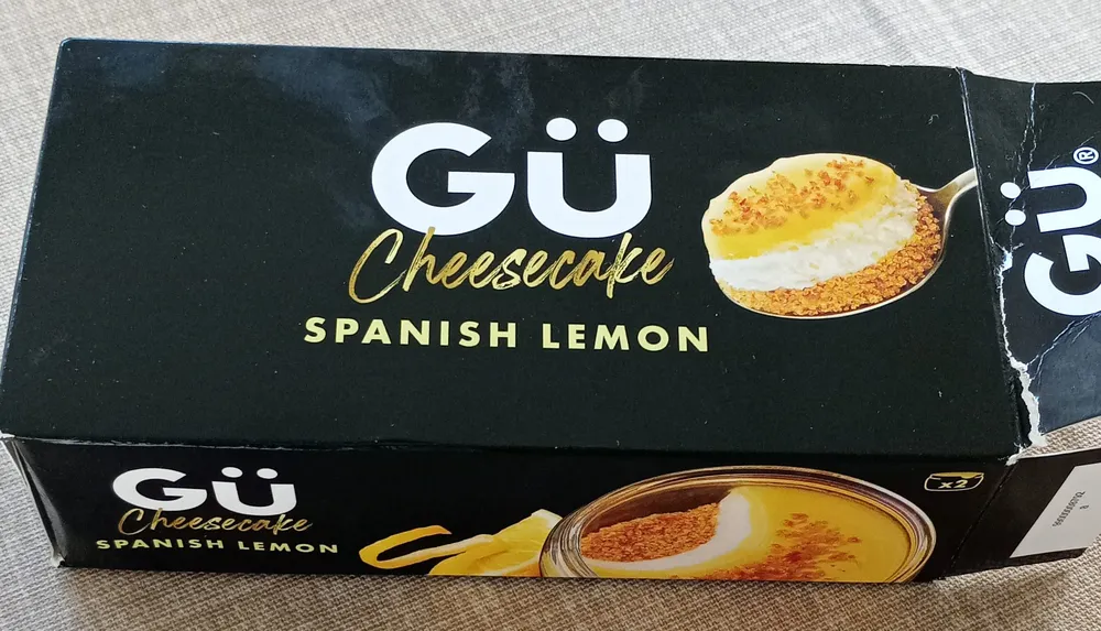 SPANISH LEMON CHEESECAKE