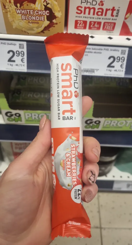 Strawberries & Cream High Protein Bar