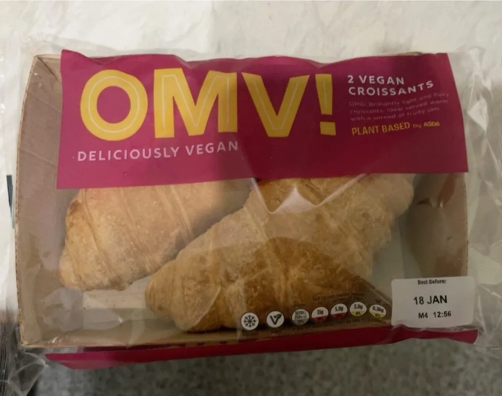 OMV! 2 Vegan Croissants