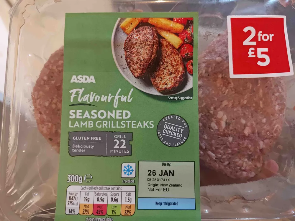 Seasoned lamb grillsteaks