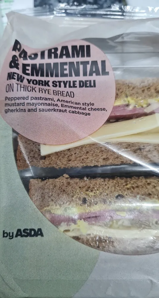 PASTRAMI & EMMENTAL NEW YORK STYLE DELI