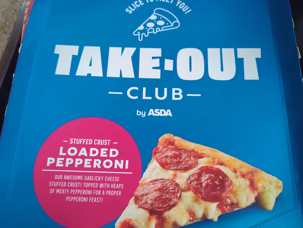 Pizza loaded pepperoni