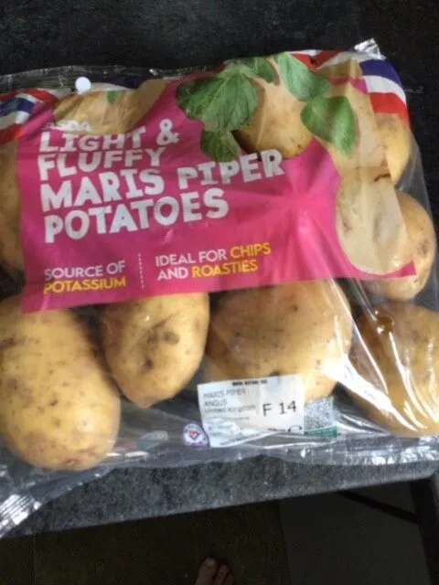 Light & Fluffy Maris Piper Potatoes