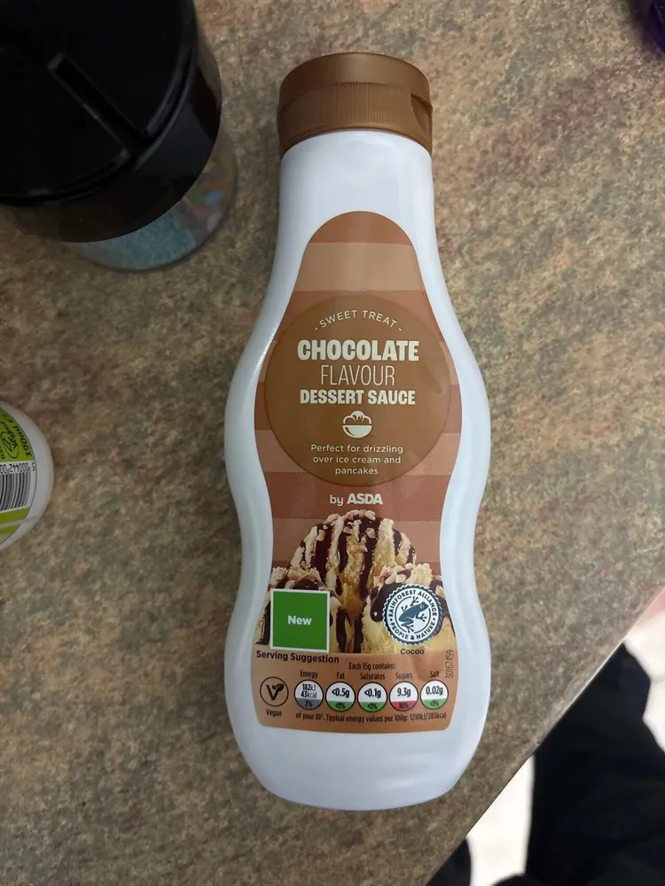 Chocolate Flavour Dessert Sauce