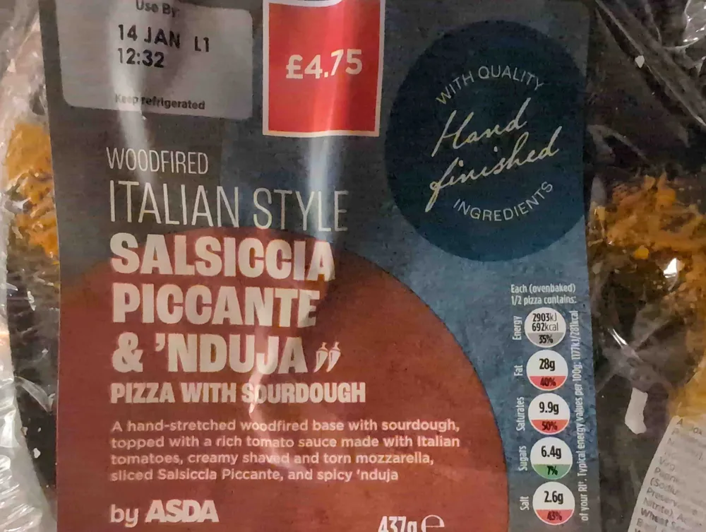 Italian style salsiccia picante and njida pizza