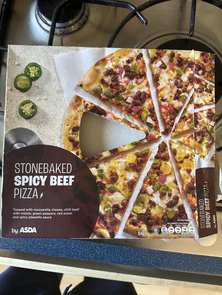 Stone baked Spicy Beef Pizza