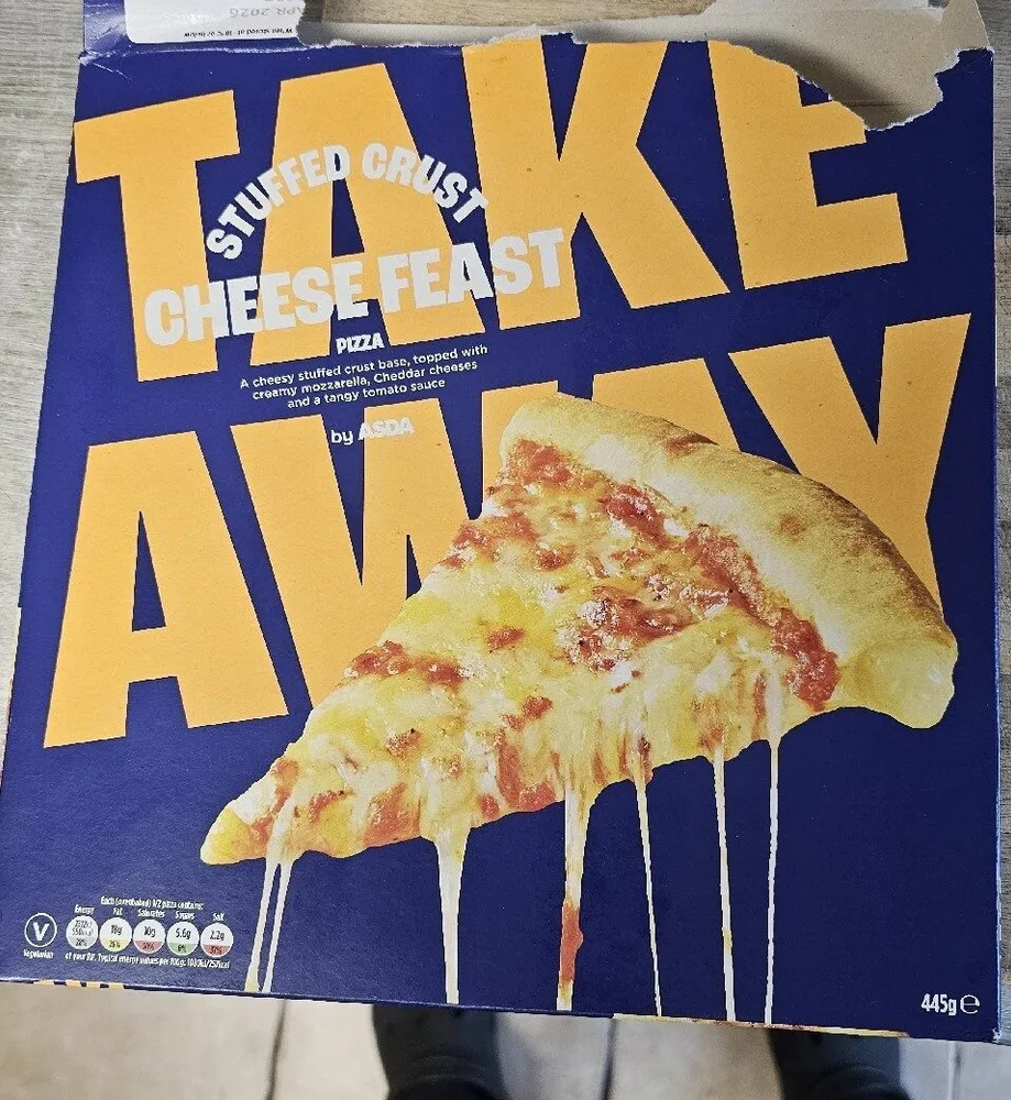 Stuffed Crust Cheese Feast Pizza