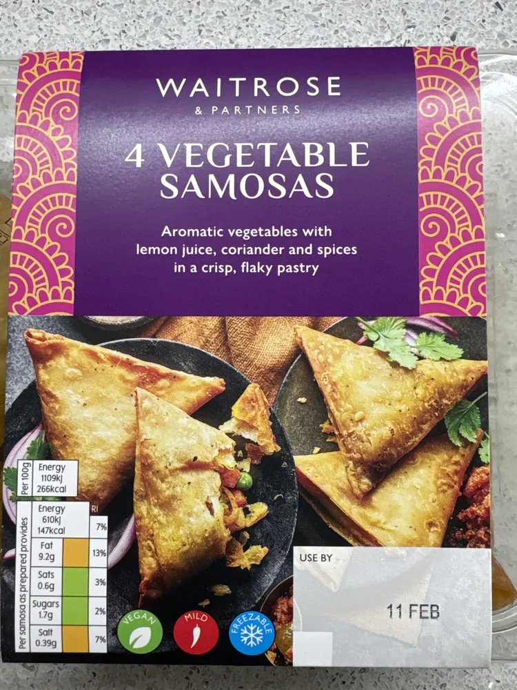 Waitrose 4 Vegetable Samosas