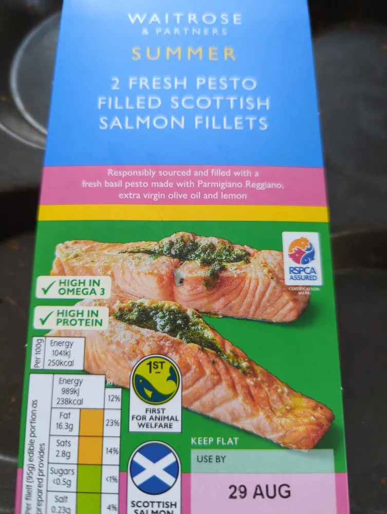 2 Fresh Pesto Filled Scottish Salmon Fillets
