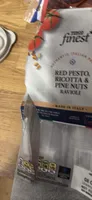 Red Pesto, Ricotta & Pine Nuts Ravioli