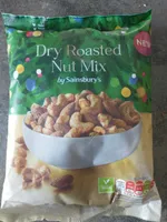 Dry roasted nut mix