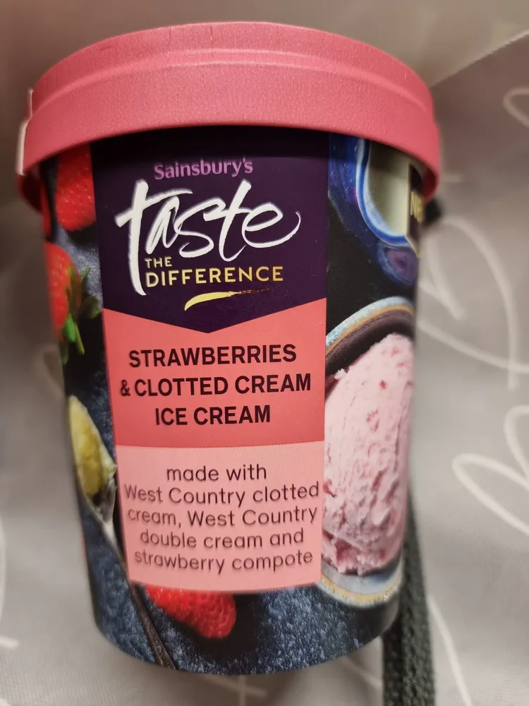 strawberry's and clotted cream ice cream