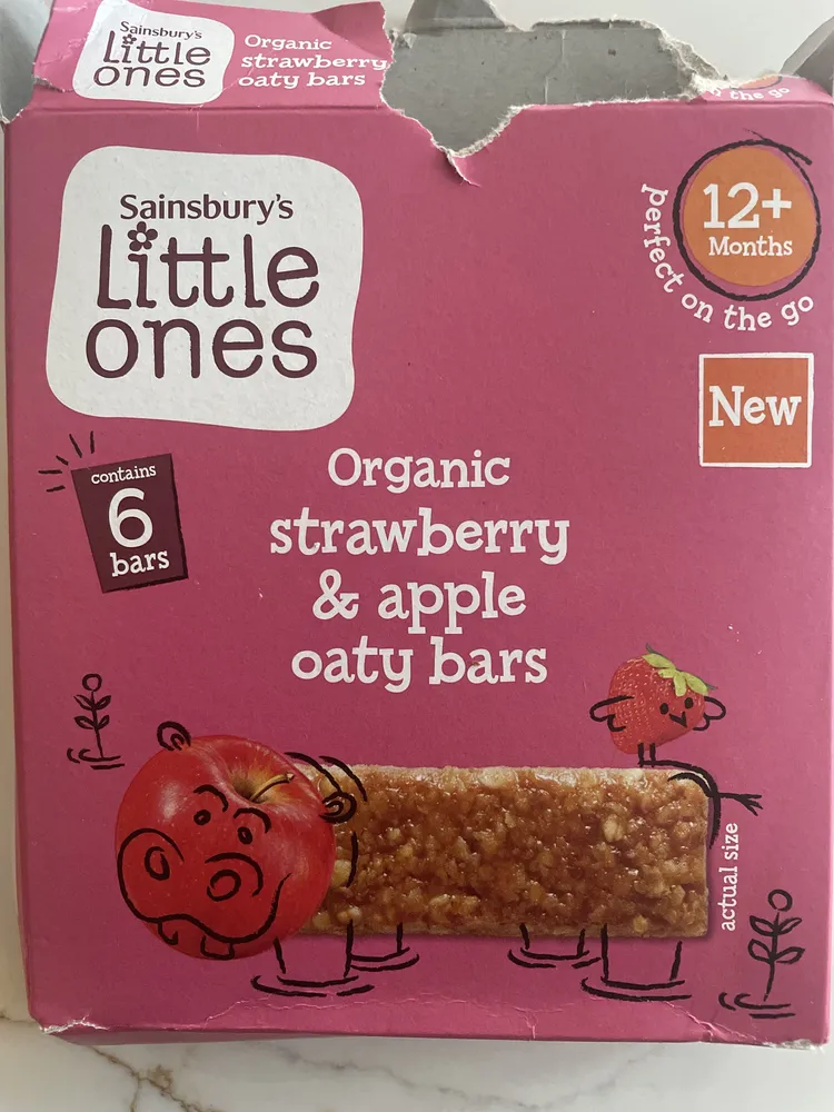 Organic Strawberry & Apple Oaty Bars