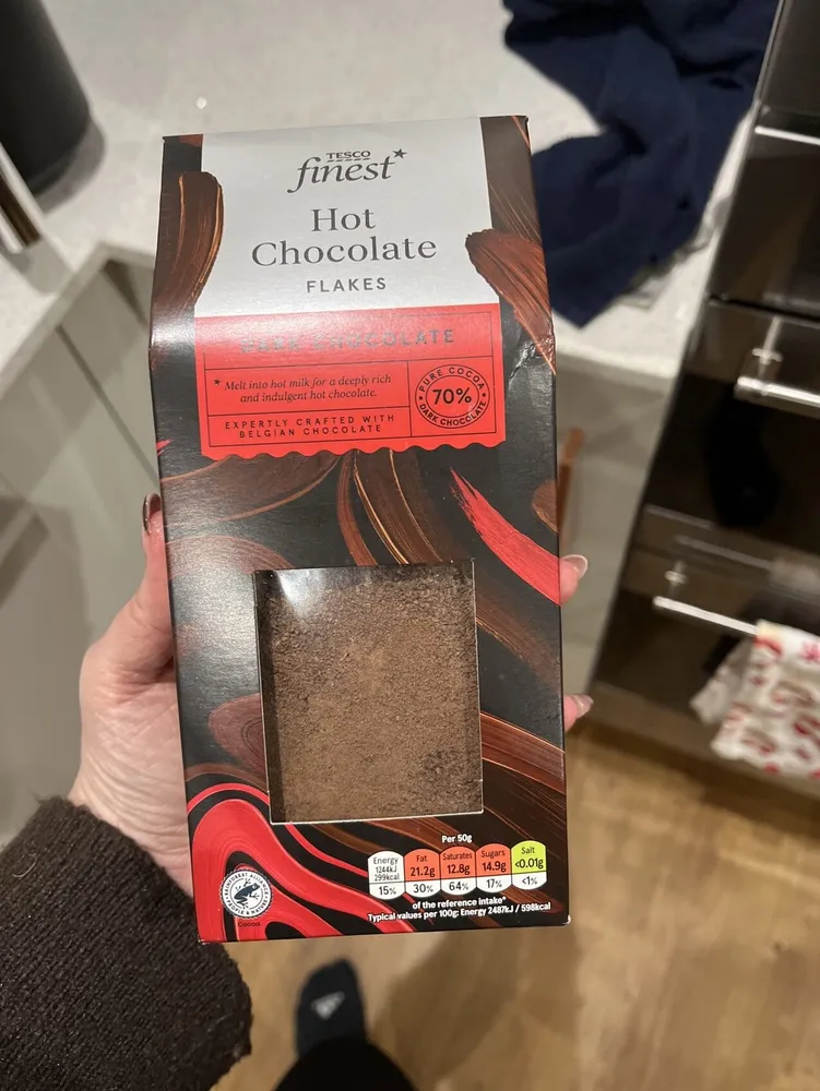 firest Hot Chocolate FLAKES DARK CHOCOLATE Melt so