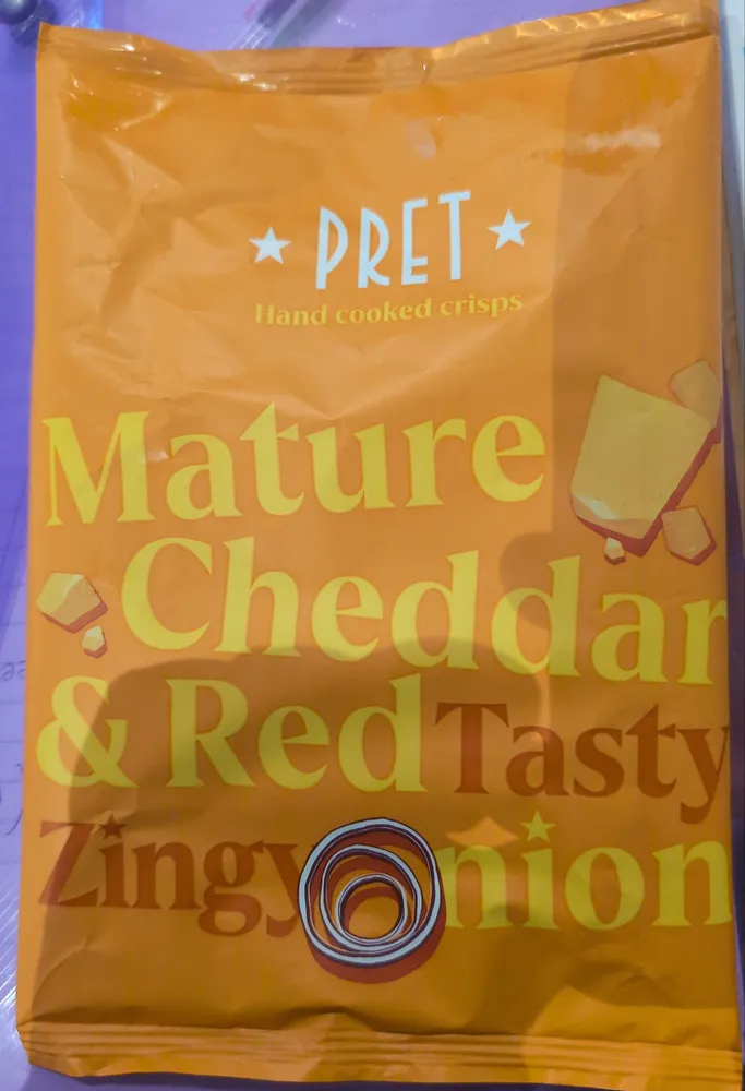 Pret Mature Cheddar & Red Onion