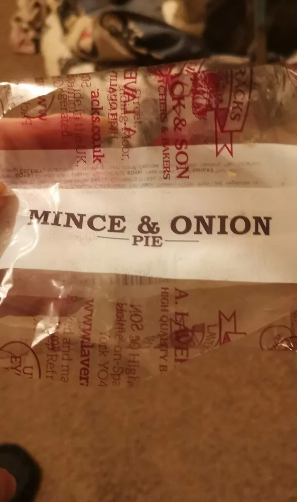 Mince and onion pie