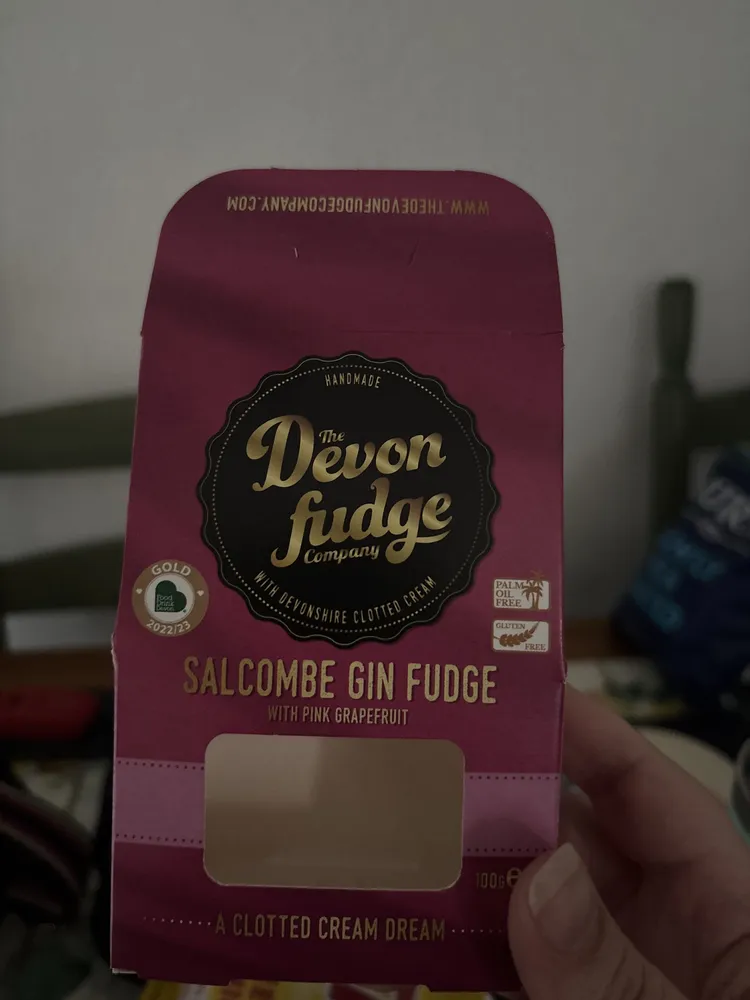 Salcombe Gin Fudge with pink grapefruit