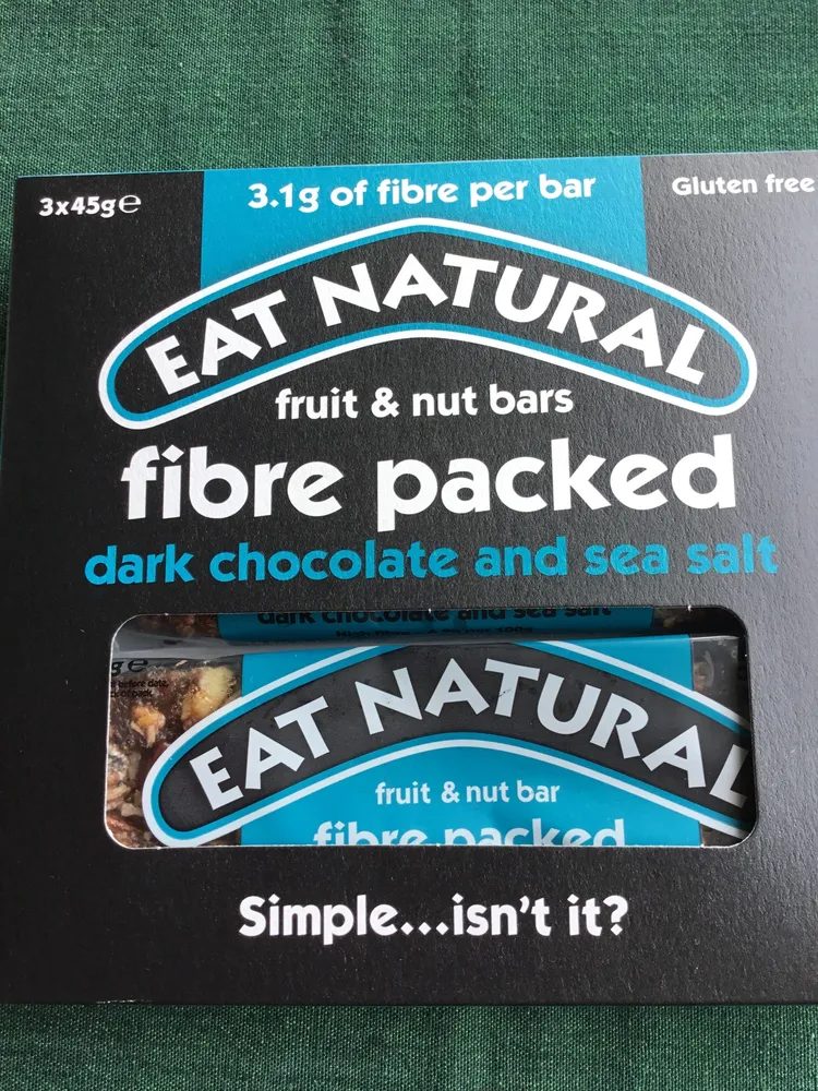 Fruit & Nut bar, fibre packed, dark chocolate and sea salt