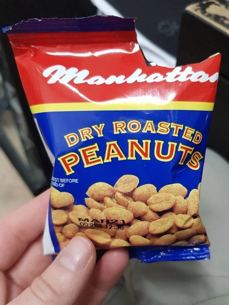 Dry roasted peanuts