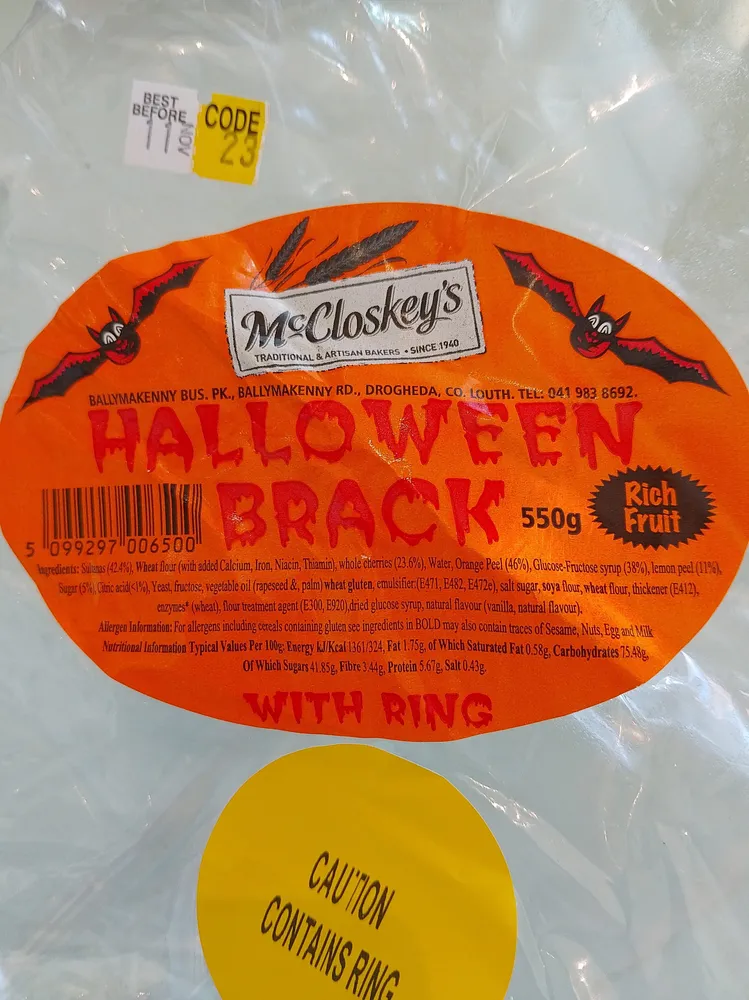 Halloween Brack With Ring