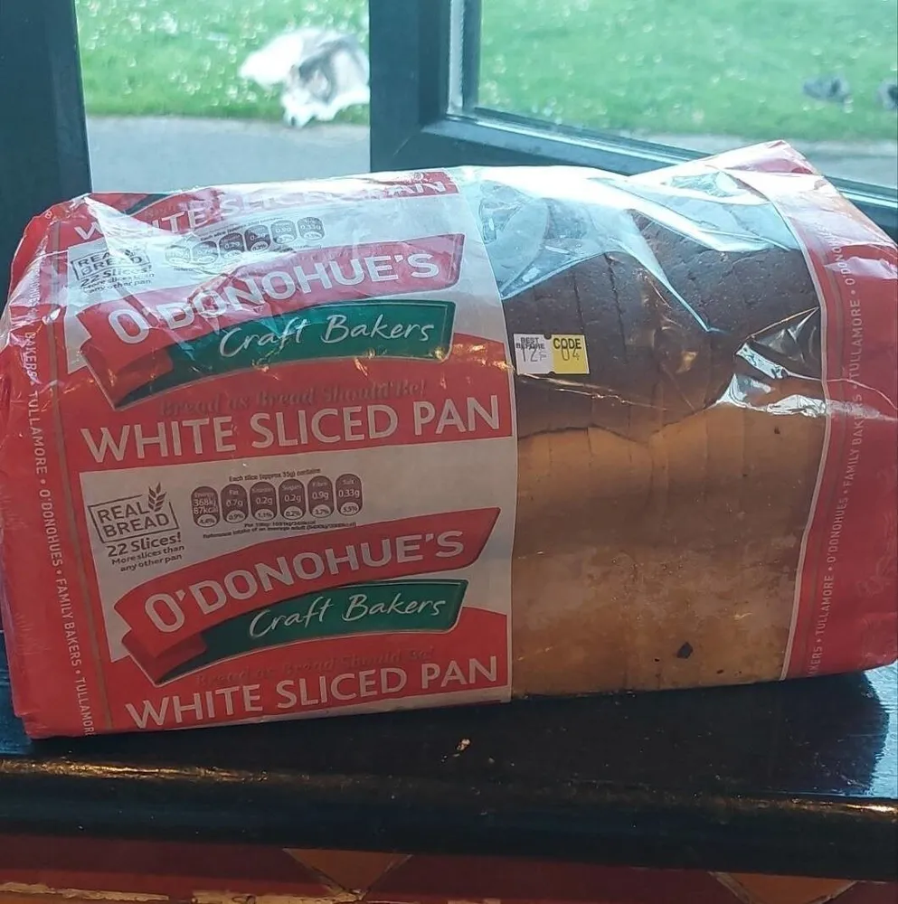WHITE SLICED PAN