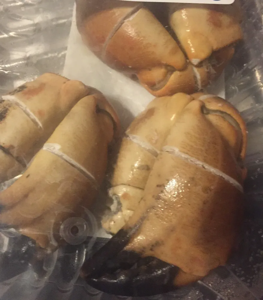 Pinces de tourteaux cuites