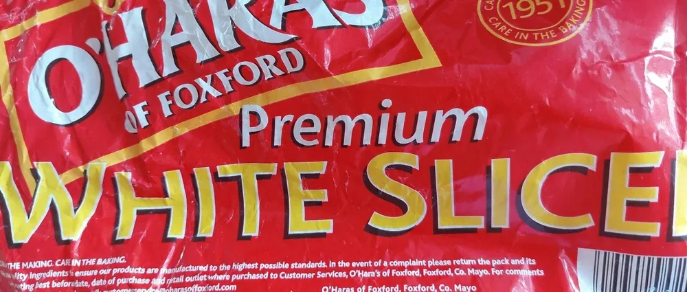 White sliced bread