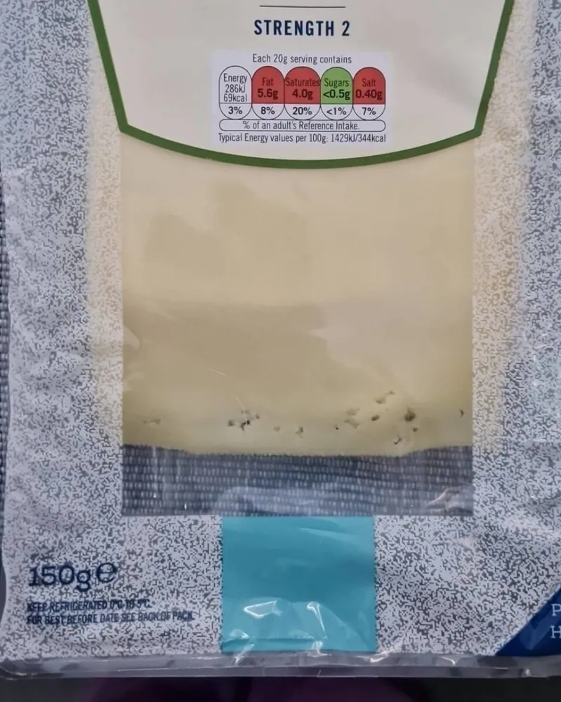 Gouda cheese slices