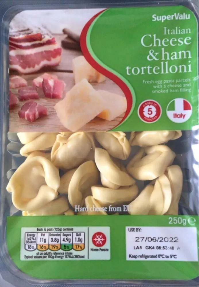 Cheese and ham tortelloni