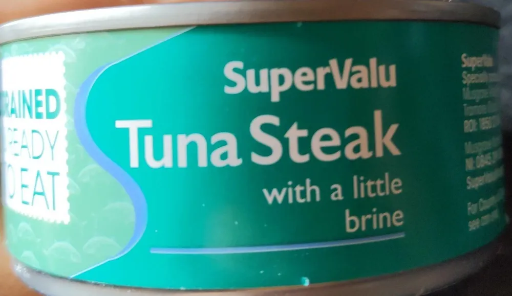 Tuna steak with a little brine